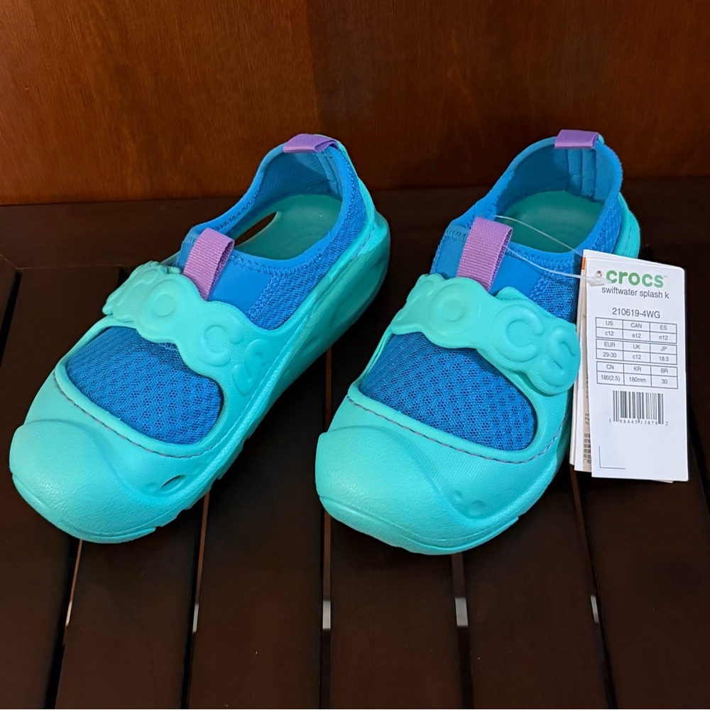 CROCS Kids c12 Aqua Slip-On Water Shoes in Teal & Blue